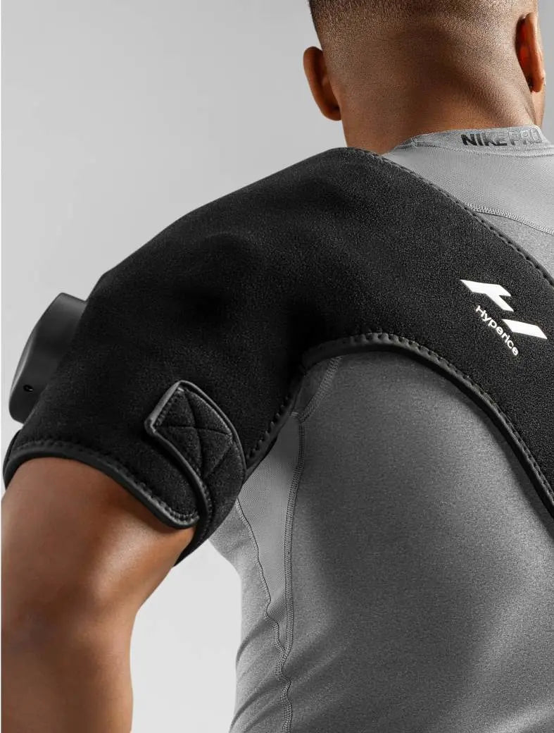 Close Up of person using Venom 2 Shoulder by Hyperice